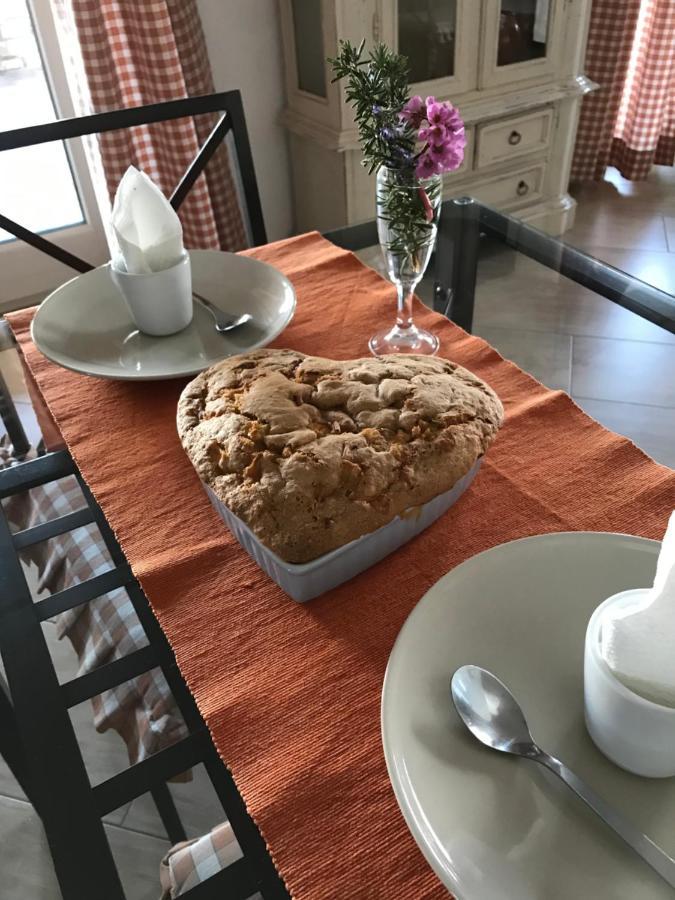 Bed and Breakfast Le Rocce SantʼAgata deʼ Goti Esterno foto