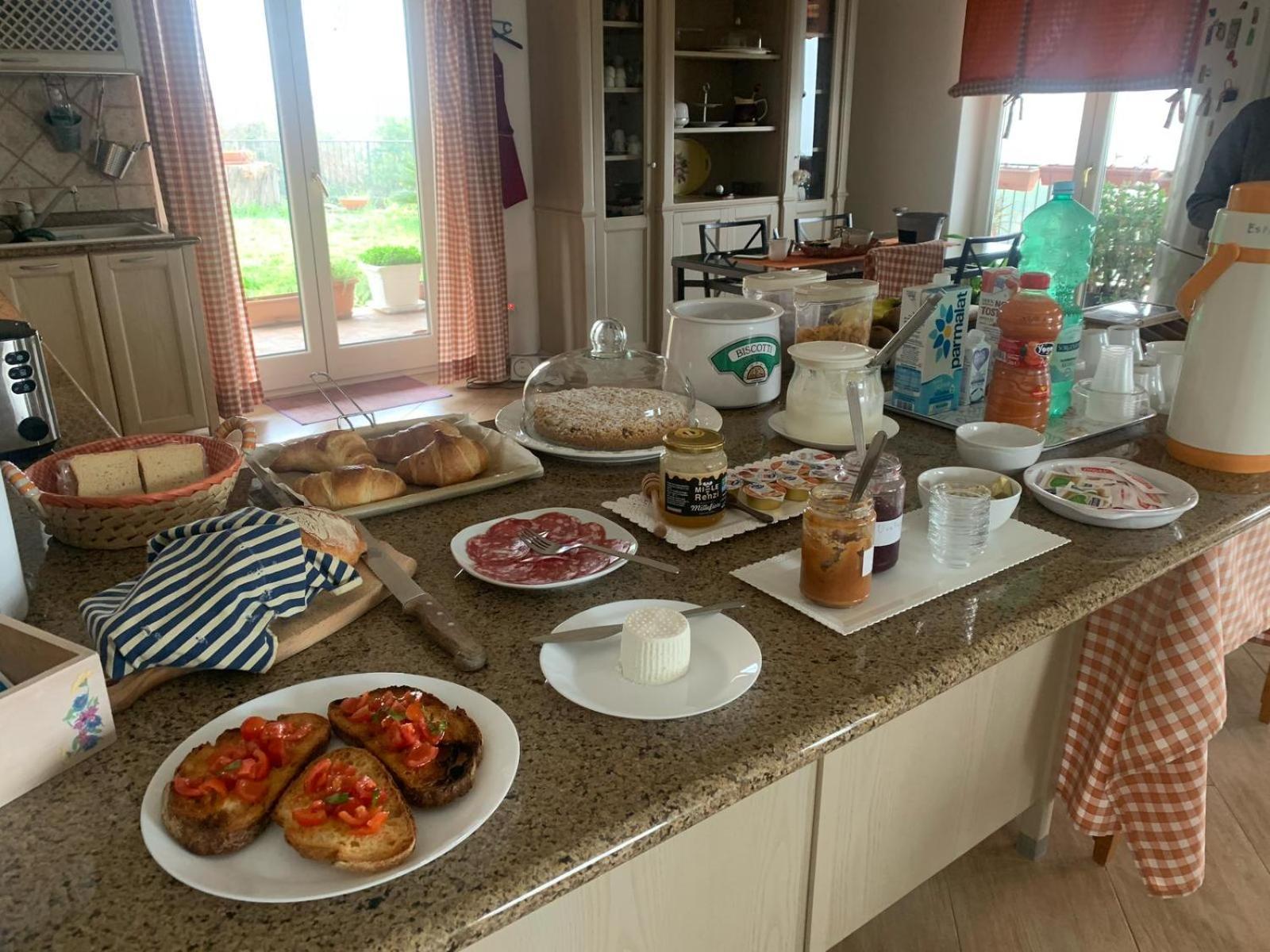 Bed and Breakfast Le Rocce SantʼAgata deʼ Goti Esterno foto